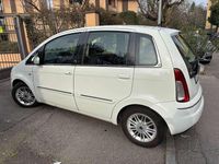 Usata Lancia Musa 77 CV (56 kW) 2010 Bianco Monovolume