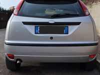 Usata Ford Focus Zetec 116 CV (85 kW) 2002 Grigio Berlina