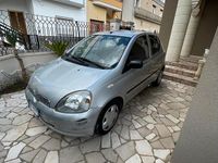 Usata Toyota Yaris 2002 Grigio Berlina