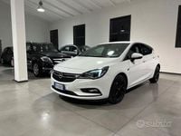 Usata Opel Astra Innovation 110 CV (80 kW) 2018 Bianco Berlina