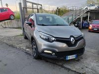 Usata Renault Captur 90 CV (66 kW) 2015 Grigio SUV