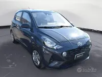 Usata Hyundai i10 Advanced 67 CV (49 kW) 2022 Grigio Utilitaria