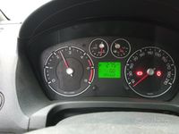 Usata Ford Fiesta 70 CV (51 kW) 2007 Grigio Utilitaria