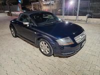 Usata Audi TT Roadster 180 CV (132 kW) 2005 Blu Cabrio