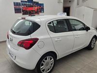 Usata Opel Corsa Cosmo 69 CV (50 kW) 2018 Bianco Utilitaria