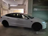 Usata Tesla Model 3 88 kW (120 CV) 2025 Bianco Berlina