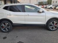 Usata Nissan Qashqai N-Connecta 140 CV (102 kW) 2020 Bianco SUV