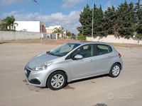 Usata Peugeot 208 92 CV (67 kW) 2016 Utilitaria