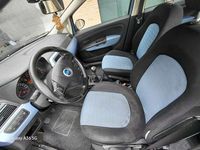 Usata Fiat Grande Punto Dynamic 77 CV (56 kW) 2005 Utilitaria