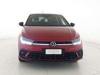 Nuova VW Polo R-line Plus 116 CV (85 kW) 2026 Kings red metallizzato nero Utilitaria