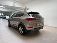 Usata Hyundai Tucson Xpossible 185 CV (136 kW) 2016 Grigio SUV