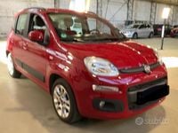 Usata Fiat Panda Lounge 69 CV (50 kW) 2014 Rosso Utilitaria