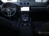 Usata Porsche Cayenne Platinum Edition 340 CV (250 kW) 2022 Nero SUV