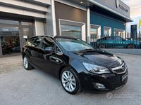 Usata Opel Astra Cosmo 125 CV (91 kW) 2011 Nero Station wagon