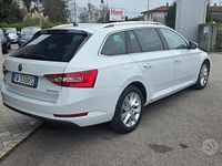 Usata Skoda Superb Ambition 120 CV (88 kW) 2019 Bianco Station wagon