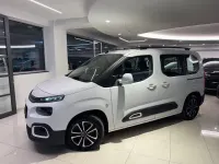 Usata Citroën Berlingo Feel 130 CV (95 kW) 2019 Bianco Monovolume