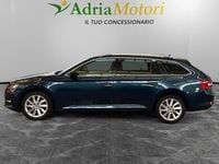 Usata Skoda Superb Executive 150 CV (110 kW) 2022 Blu Station wagon