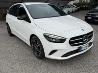 Usata Mercedes B180 116 CV (85 kW) 2019 Bianco Utilitaria
