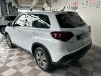Usata Suzuki Vitara Cool 129 CV (94 kW) 2023 Bianco perlato SUV