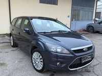 Usata Ford Focus Titanium 110 CV (80 kW) 2009 Grigio Station wagon