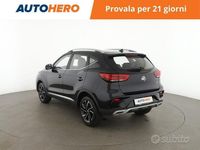 Usata MG ZS 106 CV (77 kW) 2023 Nero Berlina