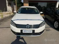 Usata VW Passat Highline 140 CV (102 kW) 2014 Bianco Station wagon