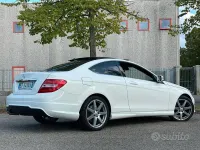 Usata Mercedes C220 Avantgarde 170 CV (125 kW) 2014 Bianco Coupé