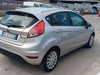 Usata Ford Fiesta Business Edition 75 CV (55 kW) 2017 Argento Utilitaria