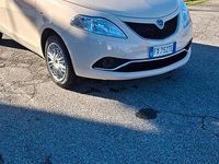 Usata Lancia Ypsilon Gold 69 CV (50 kW) 2019 Marrone Utilitaria