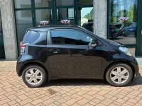 Usata Toyota iQ 68 CV (50 kW) 2009 Nero Utilitaria