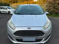 Usata Ford Fiesta Titanium 95 CV (69 kW) 2015 Grigio Utilitaria