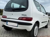 Usata Fiat 600 54 CV (39 kW) 2001 Bianco
