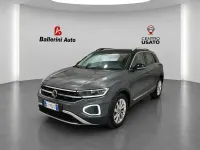 Usata VW T-Roc 116 CV (85 kW) 2025 Grigio SUV