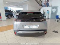 Usata Peugeot e-2008 Allure 100 kW (136 CV) 2022 Grigio SUV