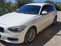 Usata BMW 116 Sport Line 116 CV (85 kW) 2014 Bianco Utilitaria