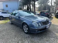Occasion Mercedes E220 Avantgarde 150 ch (110 kW) 2004 Bleue Berline