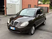 Usata Lancia Ypsilon 60 CV (44 kW) 2008 Marrone Utilitaria