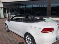 Usata VW Eos 122 CV (89 kW) 2011 Bianco Cabrio