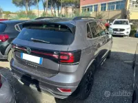 Usata VW T-Cross Style 110 CV (80 kW) 2022 Grigio SUV