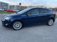 Usata Ford Focus Titanium 150 CV (110 kW) 2011 Blu Berlina