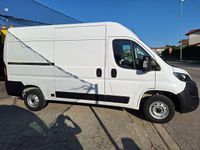 Usata Fiat Ducato 140 CV (102 kW) 2024 Bianco pastello Furgone