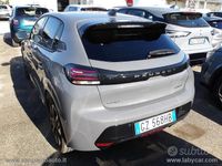 Usata Peugeot 208 Allure 102 CV (75 kW) 2025 Grigio Utilitaria