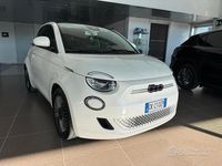 Usata Fiat 500e Icon 86 kW (118 CV) 2022 Bianco Cabrio