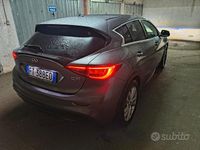 Usata Infiniti Q30 109 CV (80 kW) 2016 Grigio Berlina