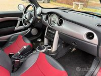 Usata Mini Cooper Cabriolet 118 CV (86 kW) 2006 Rosso Cabrio
