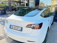 Usata Tesla Model 3 RWD 88 kW (120 CV) 2023 Bianco Berlina