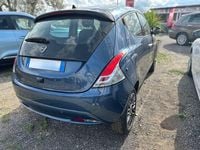 Usata Lancia Ypsilon S 69 CV (50 kW) 2024 Blu Utilitaria