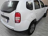 Usata Dacia Duster Ambiance 110 CV (80 kW) 2016 Bianco SUV