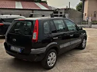 Usata Ford Fusion 80 CV (58 kW) 2011 Nero Utilitaria
