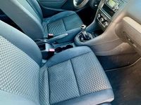 Usata VW Golf VI 105 CV (77 kW) 2010 Bianco Utilitaria